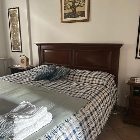 Il Giardino Di Emilia - Intero Appartamento In Villa Con Giardino Privato E Piscina Estiva Pontirolo Nuovo Eksteriør billede