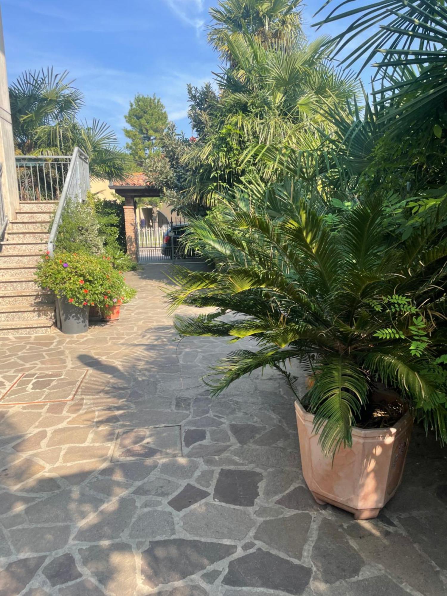 Il Giardino Di Emilia - Intero Appartamento In Villa Con Giardino Privato E Piscina Estiva Pontirolo Nuovo Eksteriør billede